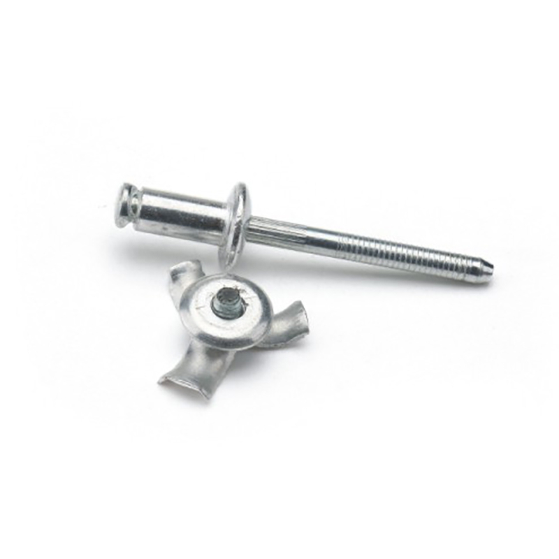 Automobile rivet